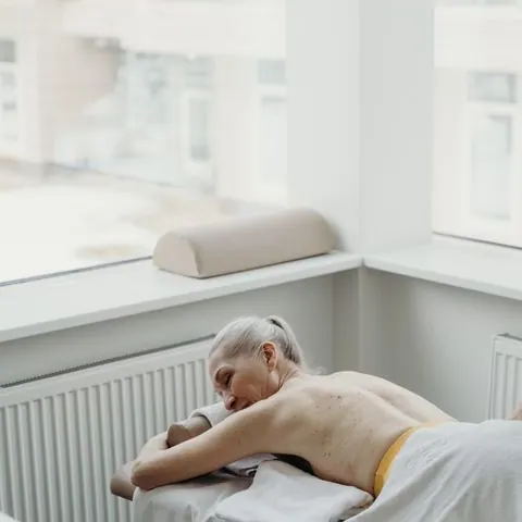 중구 다동 태닝 전문 브론즈탠 안내 이미지